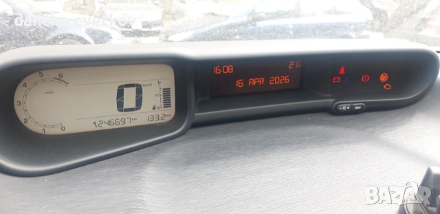 Продавам, снимка 8 - Автомобили и джипове - 54226811