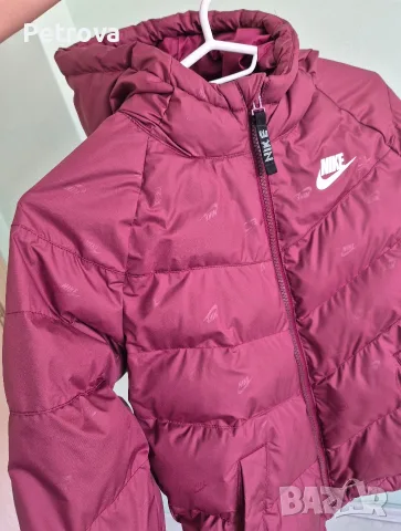 Детско яке Nike , снимка 4 - Детски якета и елеци - 55944120
