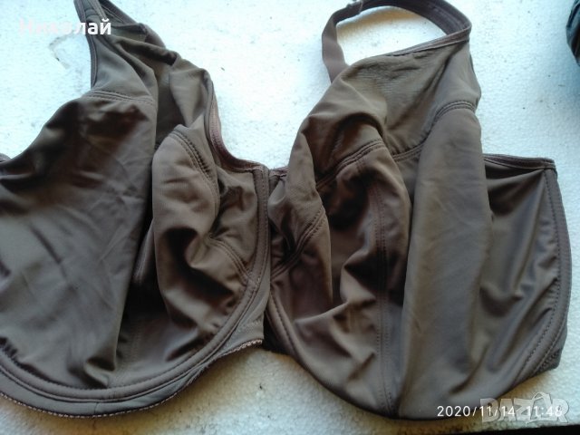 Огромен сутиен размер 100 J