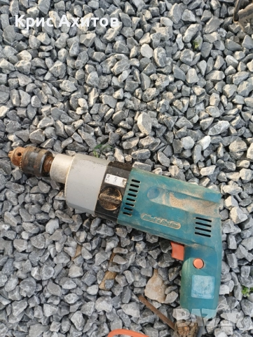 Бормашина ударна BLACK&DECKER D303 RD11