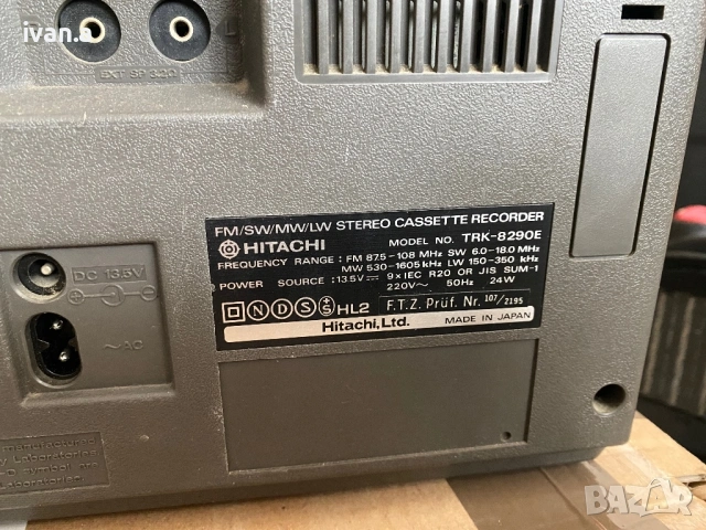 Hitachi TRK-8290E, снимка 7 - Радиокасетофони, транзистори - 53896818