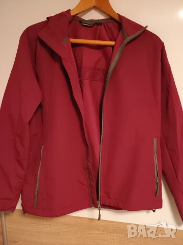 Дамско пролетно яке ветровка Crivit M