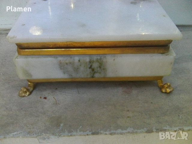 Стара мраморна българска кутийка за бижута от Минералсувенир, снимка 1 - Други ценни предмети - 38074902