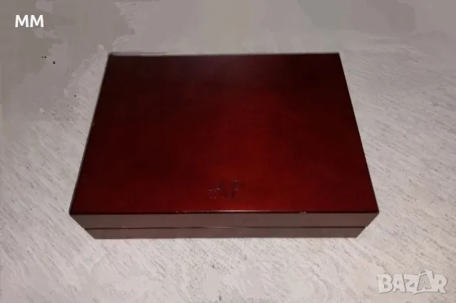 Кутия търся за прибори- подобна! за хранене, снимка 5 - Прибори за хранене, готвене и сервиране - 47812544