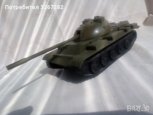 Танк,Съветски,Играчка,Макет,Модел Т-55, снимка 3 - Антикварни и старинни предмети - 52101950