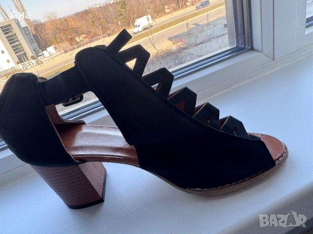 Обувки на ток