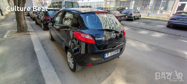 Mazda 2, снимка 10 - Автомобили и джипове - 53880383