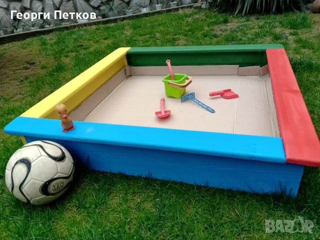 Пясъчник, цветен-110х110см.