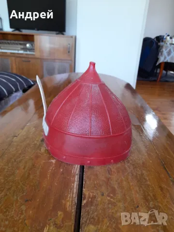 Стара детска играчка Шлем #2, снимка 4 - Други ценни предмети - 50259089