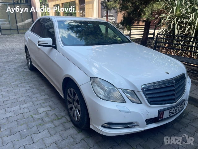 MERCEDES E-200 BENZIN, снимка 4 - Автомобили и джипове - 52669100