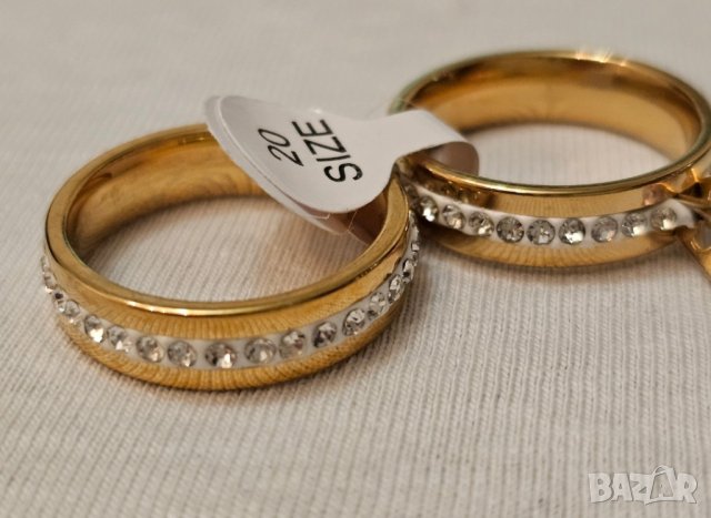 Стилен комплект от 2 броя пръстени с цирконии от медицинска стомана, снимка 2 - Пръстени - 44480759