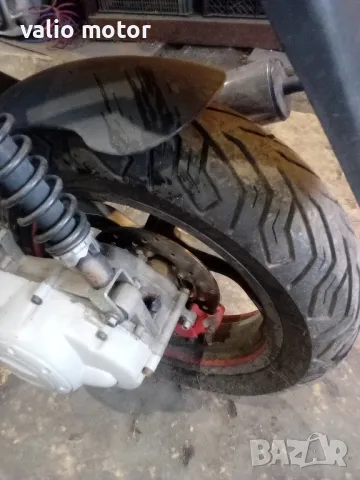 продавам части за Пиаджо Джилера 50 кубика, снимка 3 - Мотоциклети и мототехника - 49602149