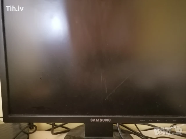 Монитор Samsung 17, снимка 5 - Монитори - 50665926