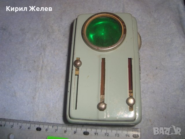 СВЕТЛИНА - СТАРО СИГНАЛНО МЕТАЛНО РЯДКО РЕТРО БДЖ ФЕНЕРЧЕ с 4 ЦВЯТА 16497, снимка 2 - Антикварни и старинни предмети - 38276986