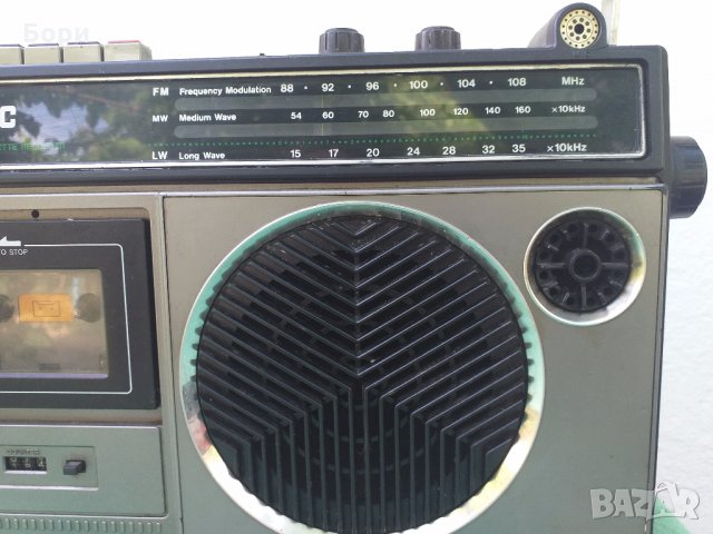 JVC RC-232L Касетофон с радио, снимка 3 - Радиокасетофони, транзистори - 29269095