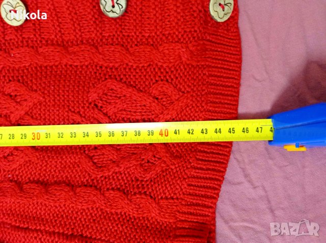 Детска червена плетена жилетка Lc Waikiki 7-8 г, снимка 2 - Детски пуловери и жилетки - 39567783