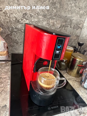 Италианска Кафемашина за капсули лаваца блу lavazza blue , снимка 6 - Кафемашини - 54287657