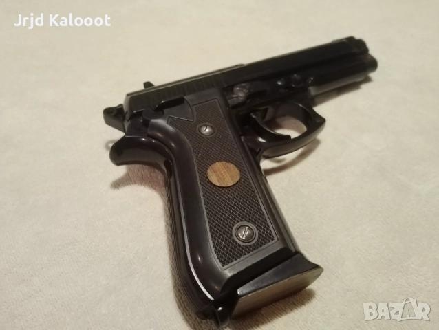 Пружинен еърсофт пистолет Берета 92, снимка 5 - Въздушно оръжие - 52516530