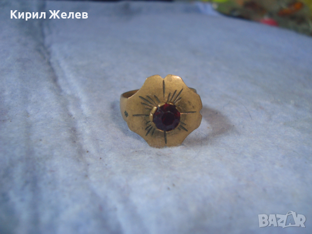 СТАРИНЕН БРОНЗОВ ПРЪСТЕН ЦВЕТЕ РЪЧНИ ОРНАМЕНТИс ЮВЕЛИРНО ФАСЕТИРАН ГРАНАТ МАЙСТОРСКА ИЗРАБОТКА 15117, снимка 12 - Антикварни и старинни предмети - 36422426