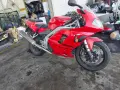 Triumph Daytona 955i на части, снимка 2