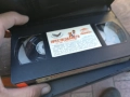 ПРЕСЛЕДВАНЕТО-ORIGINAL VHS VIDEO TAPE 1910251709, снимка 2