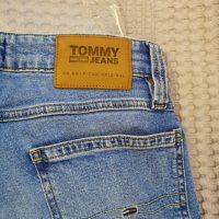 Мъжки къси панталони Tommy Jeans Men's Ronnie Short Azrl, Размер W28, снимка 4 - Къси панталони - 31068450