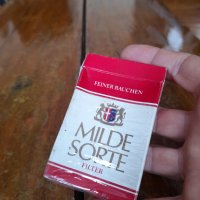 Стара кутия от цигари Milde Sorte, снимка 3 - Други ценни предмети - 39566023