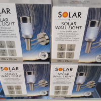 Продавам стенна соларна лампа-метал стъкло - Чисто нови 3броя соларни лампи за 36лв, снимка 1 - Лампи за стена - 36529234