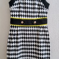 Черно-бяла рокля с жълти детайли, снимка 3 - Рокли - 37825157