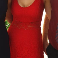Червена рокля от дантела. , снимка 3 - Рокли - 44575224