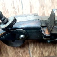 Стар кремъчен пистолет , снимка 4 - Антикварни и старинни предмети - 44438977