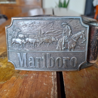 Стар колан Marlboro, снимка 2 - Други ценни предмети - 44744694