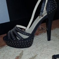 ЧИСТО НОВИ обувки на ток, снимка 5 - Дамски обувки на ток - 30109954