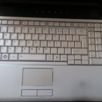 Toshiba Satellite , снимка 2 - Лаптопи за дома - 32059115