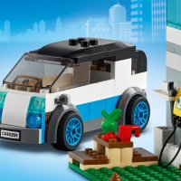 LEGO® City - Семейна къща  60291, снимка 9 - Конструктори - 32024636