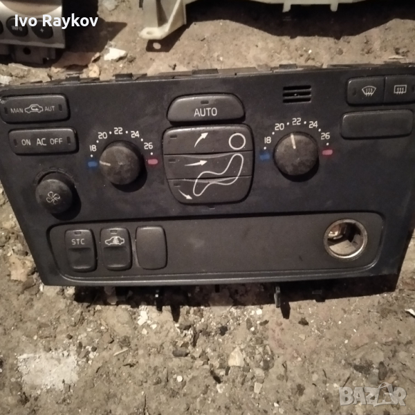 Панел климатроник за Volvo V70 2002, снимка 1