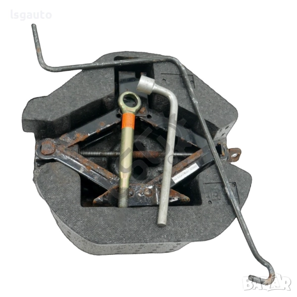 Комплект крик,ключ и кука за теглене Subaru OUTBACK IV 2003-2009 ID: 153154, снимка 1