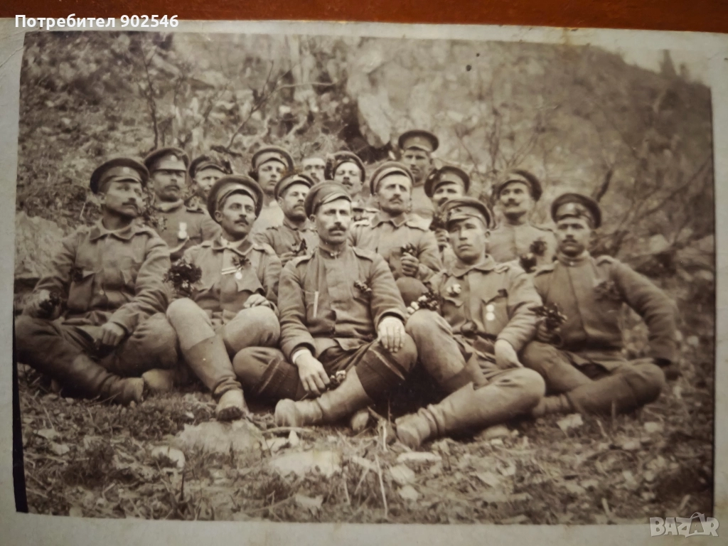 Старинна военна фотография . Кокичета от фронта , снимка 1