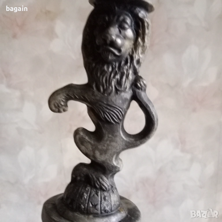 Лъв свещник., снимка 1