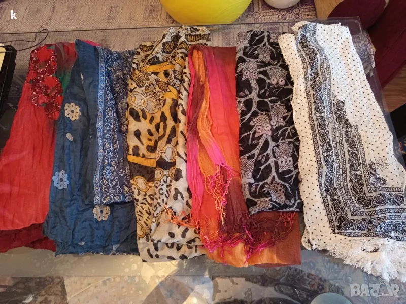 Дамски шалове, снимка 1