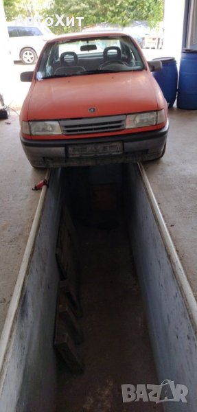Opel Vectra А 1.6 I. 1991г., снимка 1