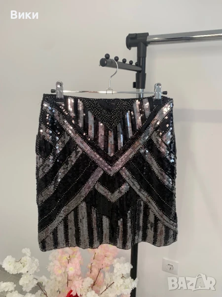 Пола с паети и маниста в размер М, снимка 1