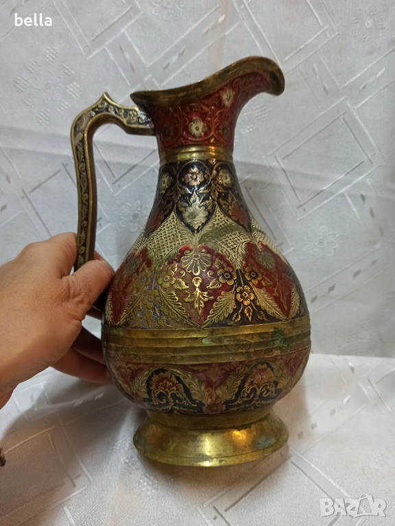 Масивна голяма  месингова кана, украсена със сложни цветни емайлирани и златни шарки-емайлираните де, снимка 1
