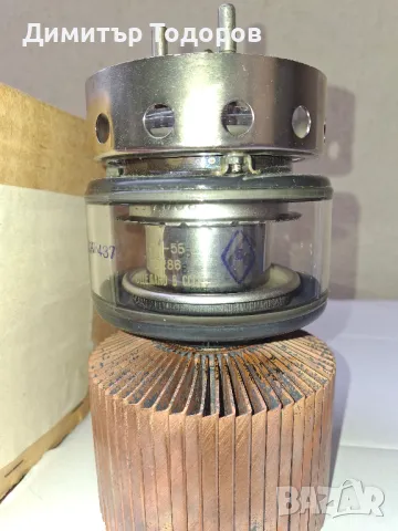 продавам генераторна лампа ГУ5Б, снимка 4 - Резервни части за машини - 47890334