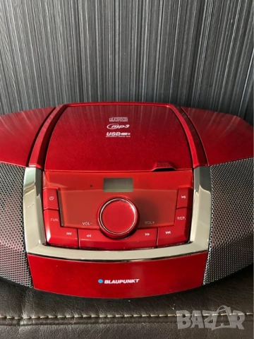 BLAUPUNKT BB12RD портативна аудио система Radio CD-MP3 USB AUX, снимка 4 - Аудиосистеми - 52304193