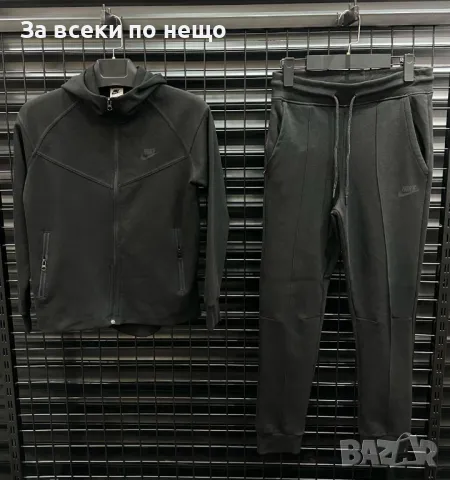 Дамски спортен екип Nike Tech Fleece - 5 налични цвята, снимка 4 - Спортни екипи - 47348693