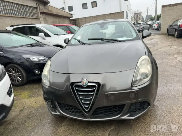 Alfa Romeo Giulietta на части, снимка 5 - Автомобили и джипове - 48636507