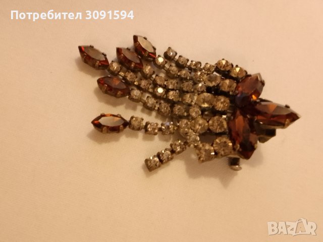 Радка брошка Арт Деко -1920г със клипс и игла кристали, снимка 12 - Антикварни и старинни предмети - 44176217