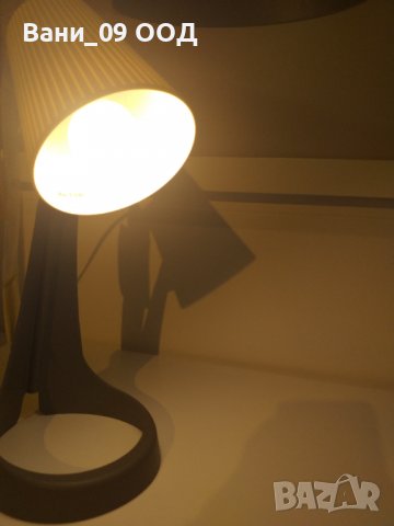 Нощна лампа с компактни размери, снимка 6 - Настолни лампи - 36817440