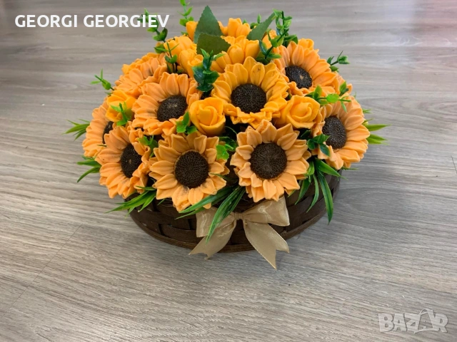 цветя изработени с глицеринов ароматен сапун и Българска роза 🌹, снимка 10 - Изкуствени цветя - 53255257